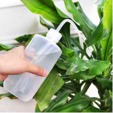 Бутылка для полива растений 150 мл.